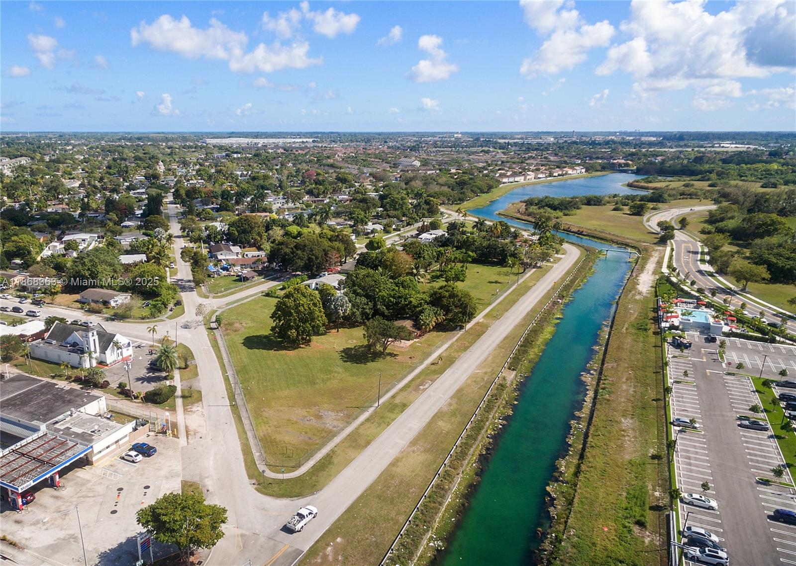 NARANJA PARK 2ND ADDN - Land