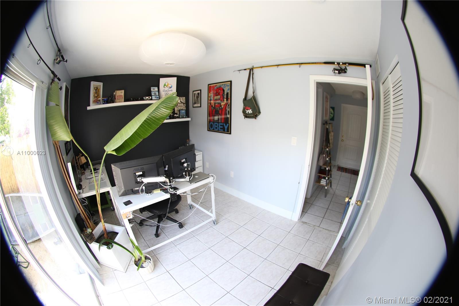 SNAPPER CREEK TOWNHOUSES - Residential Lease