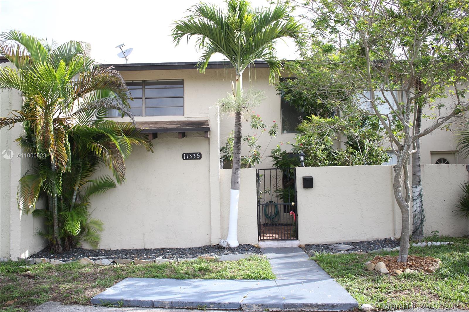 SNAPPER CREEK TOWNHOUSES - Residential Lease