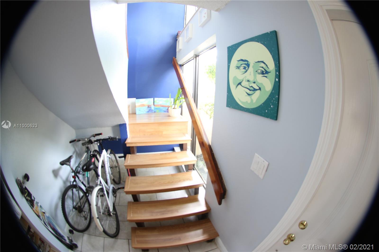 SNAPPER CREEK TOWNHOUSES - Residential Lease