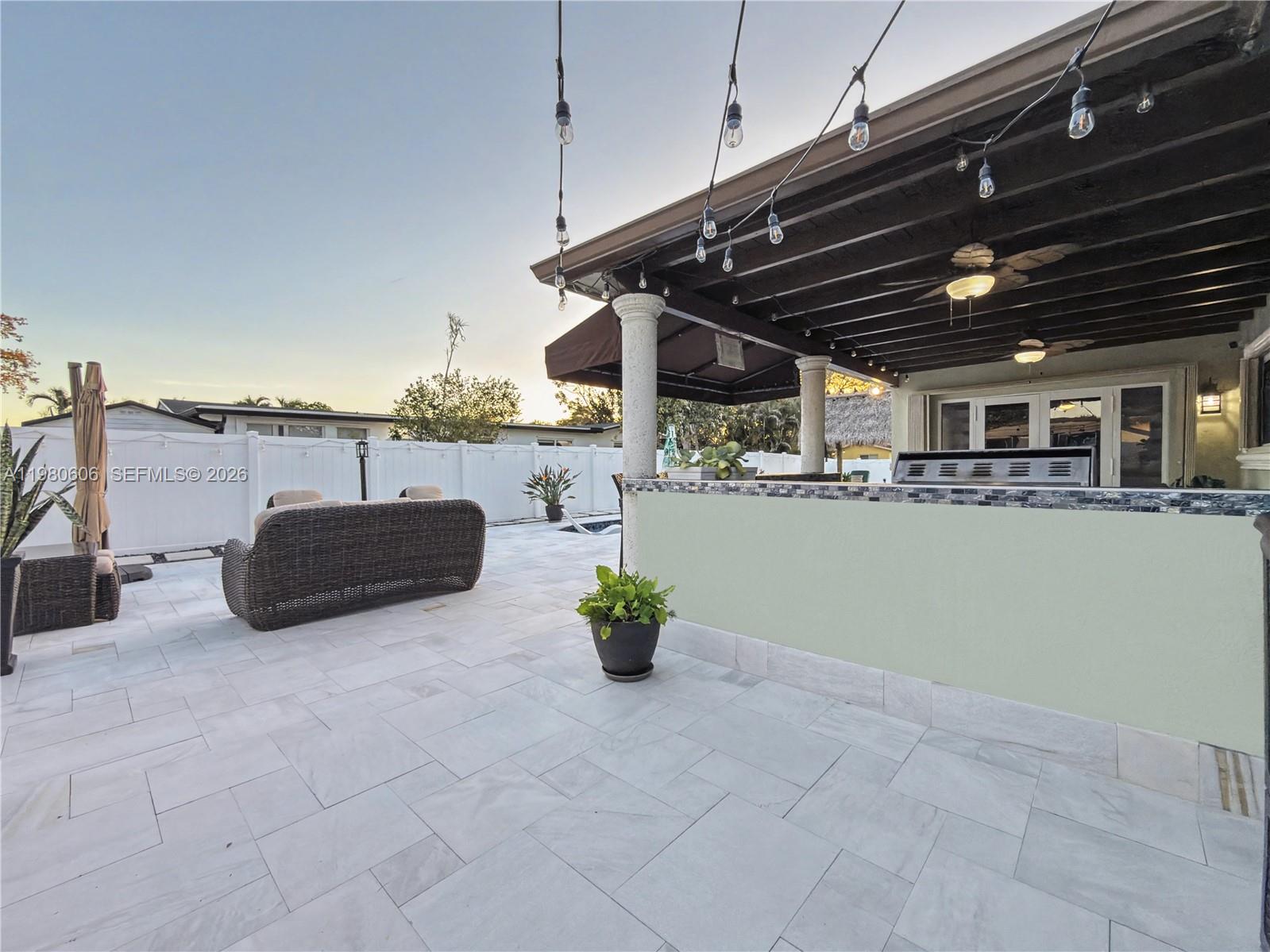 PEMBROKE LAKES SEC 2 - Residential