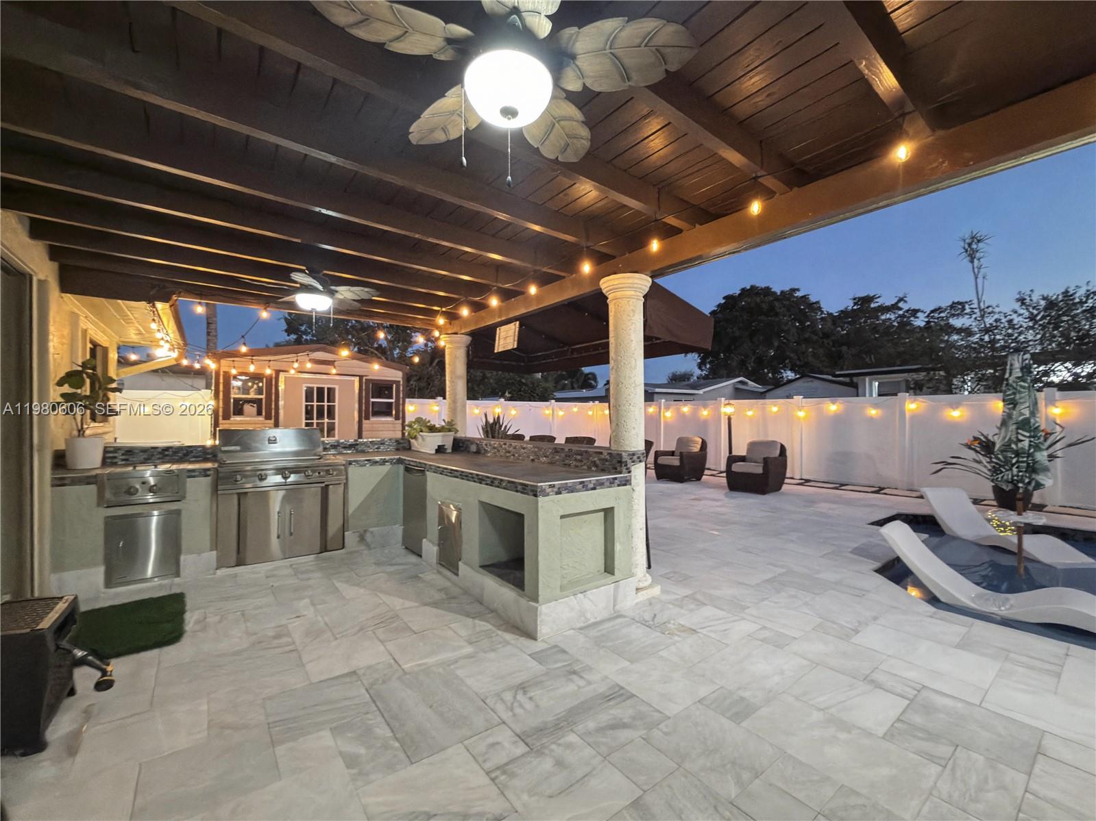 PEMBROKE LAKES SEC 2 - Residential