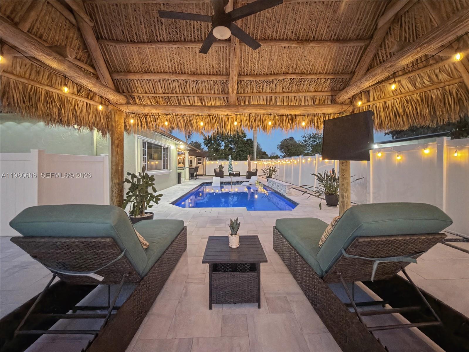 PEMBROKE LAKES SEC 2 - Residential