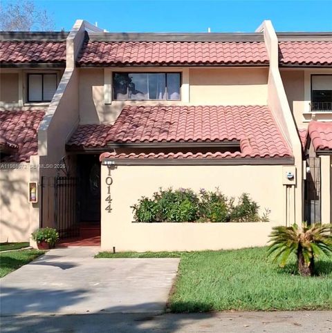 Photo of 10144 Costa Del Sol Blvd, Doral, FL 33178 (MLS # A11988672)