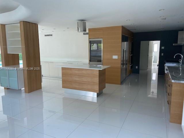 NORMANDY GOLF COURSE - Residential Lease