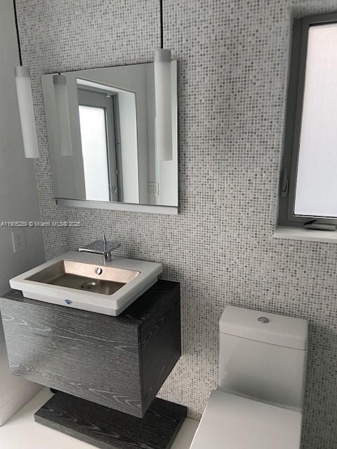 NORMANDY GOLF COURSE - Residential Lease