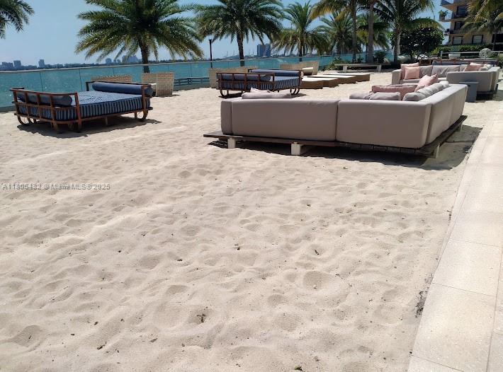 BISCAYNE BEACH CONDO - Residential Lease