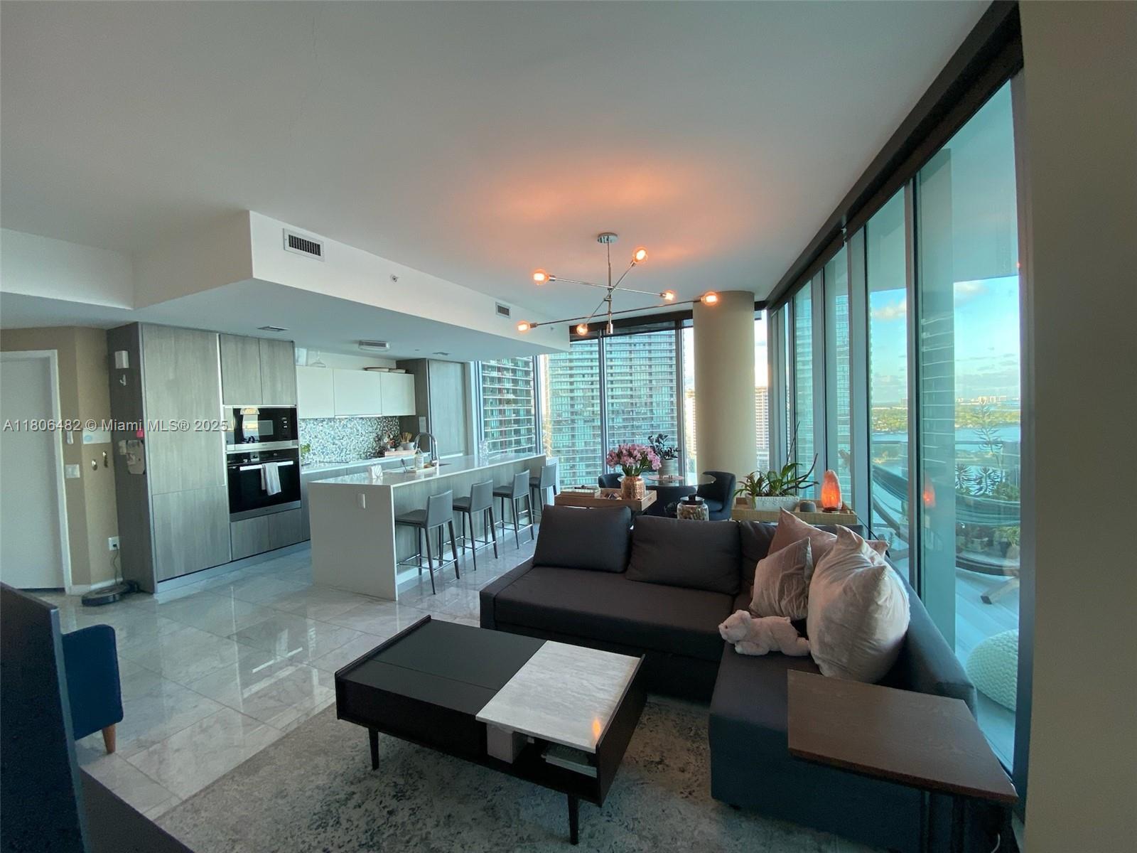 BISCAYNE BEACH CONDO - Residential Lease