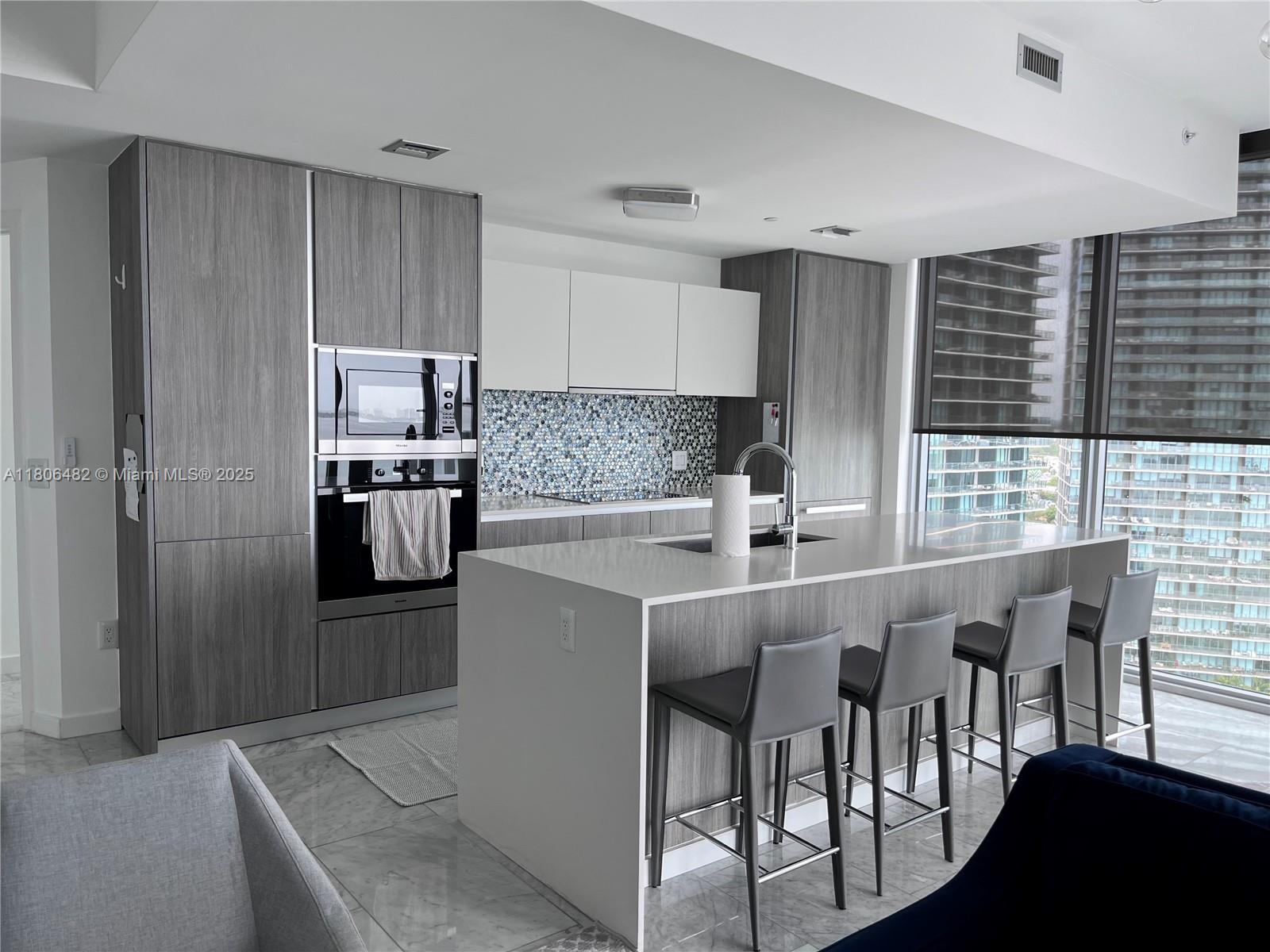 BISCAYNE BEACH CONDO - Residential Lease