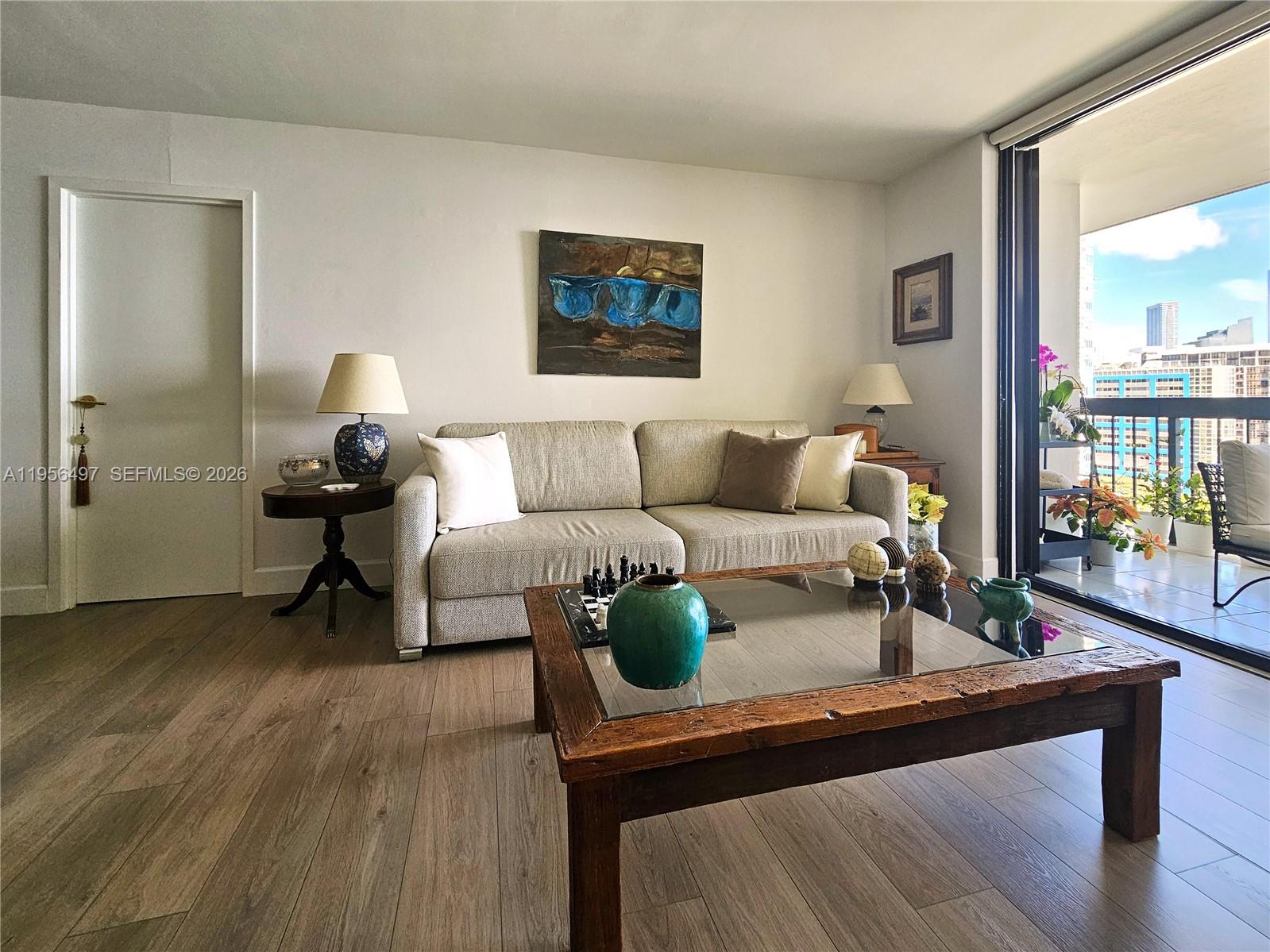 BRICKELL BAY CLUB CONDO - Residential