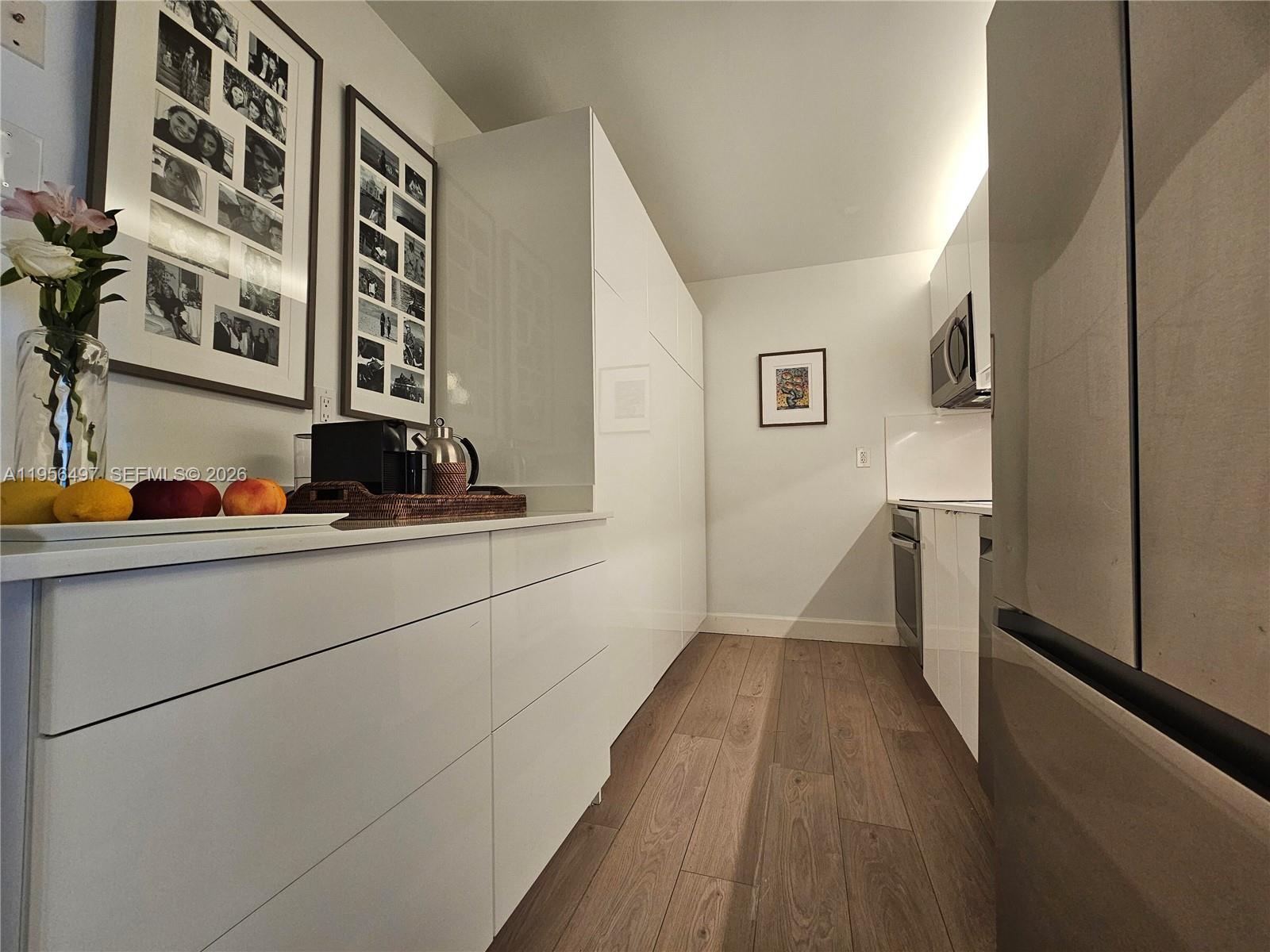 BRICKELL BAY CLUB CONDO - Residential