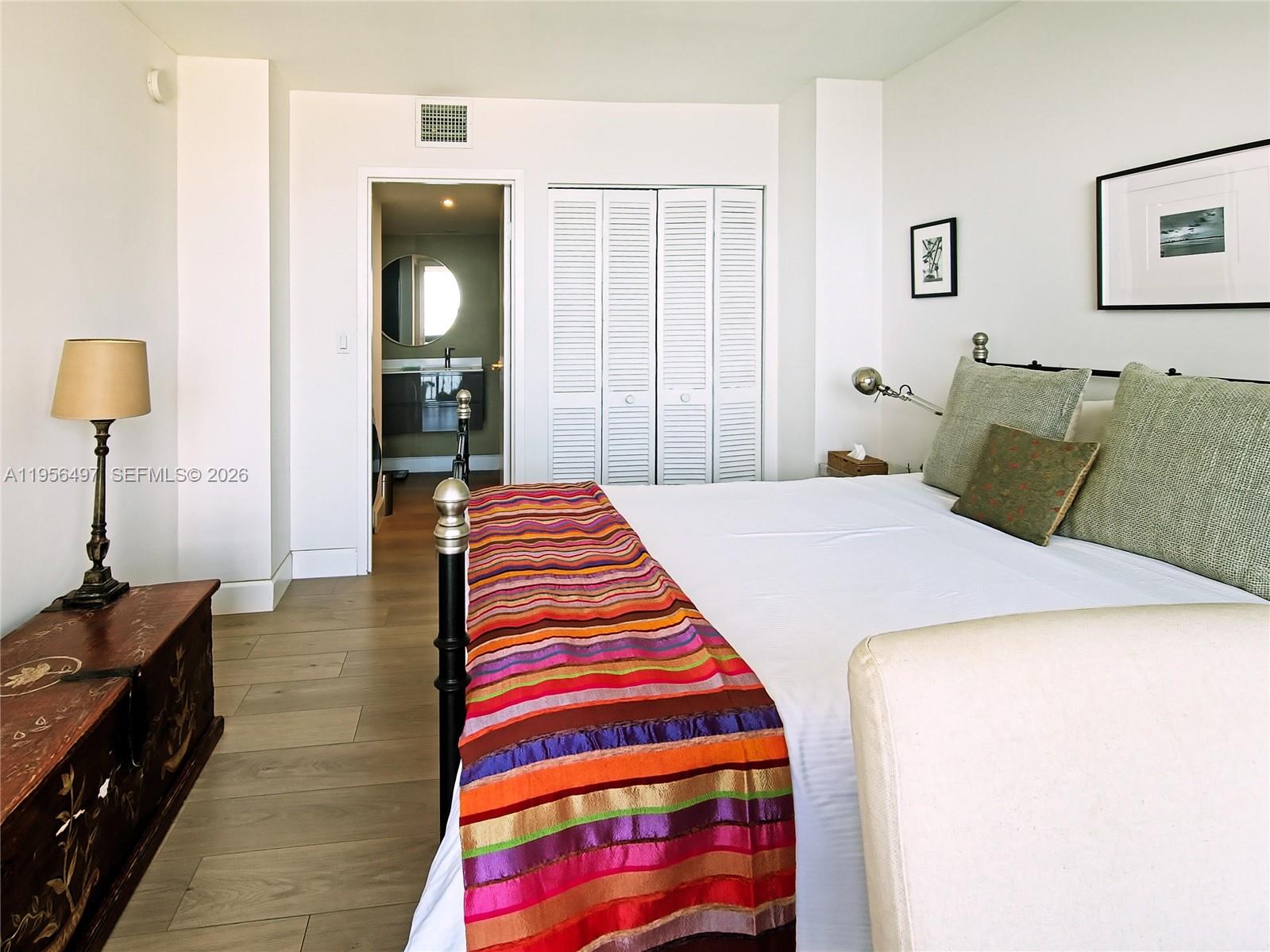 BRICKELL BAY CLUB CONDO - Residential