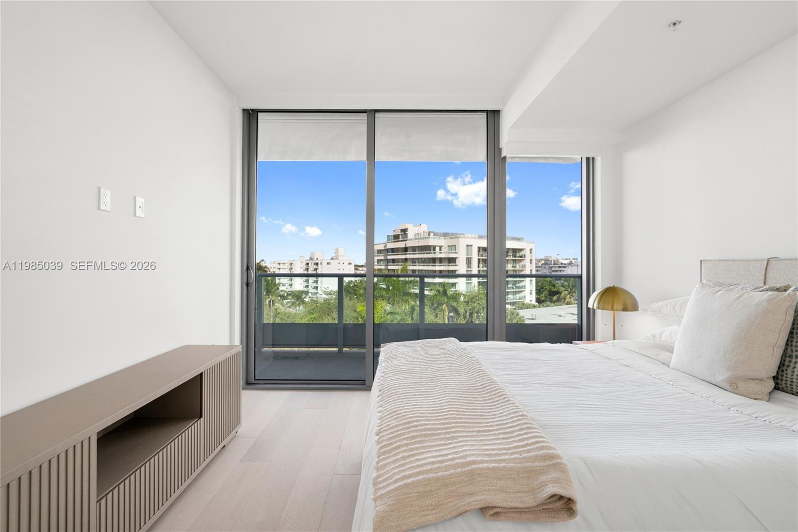 BAY HARBOR ISLAND - Residential Lease