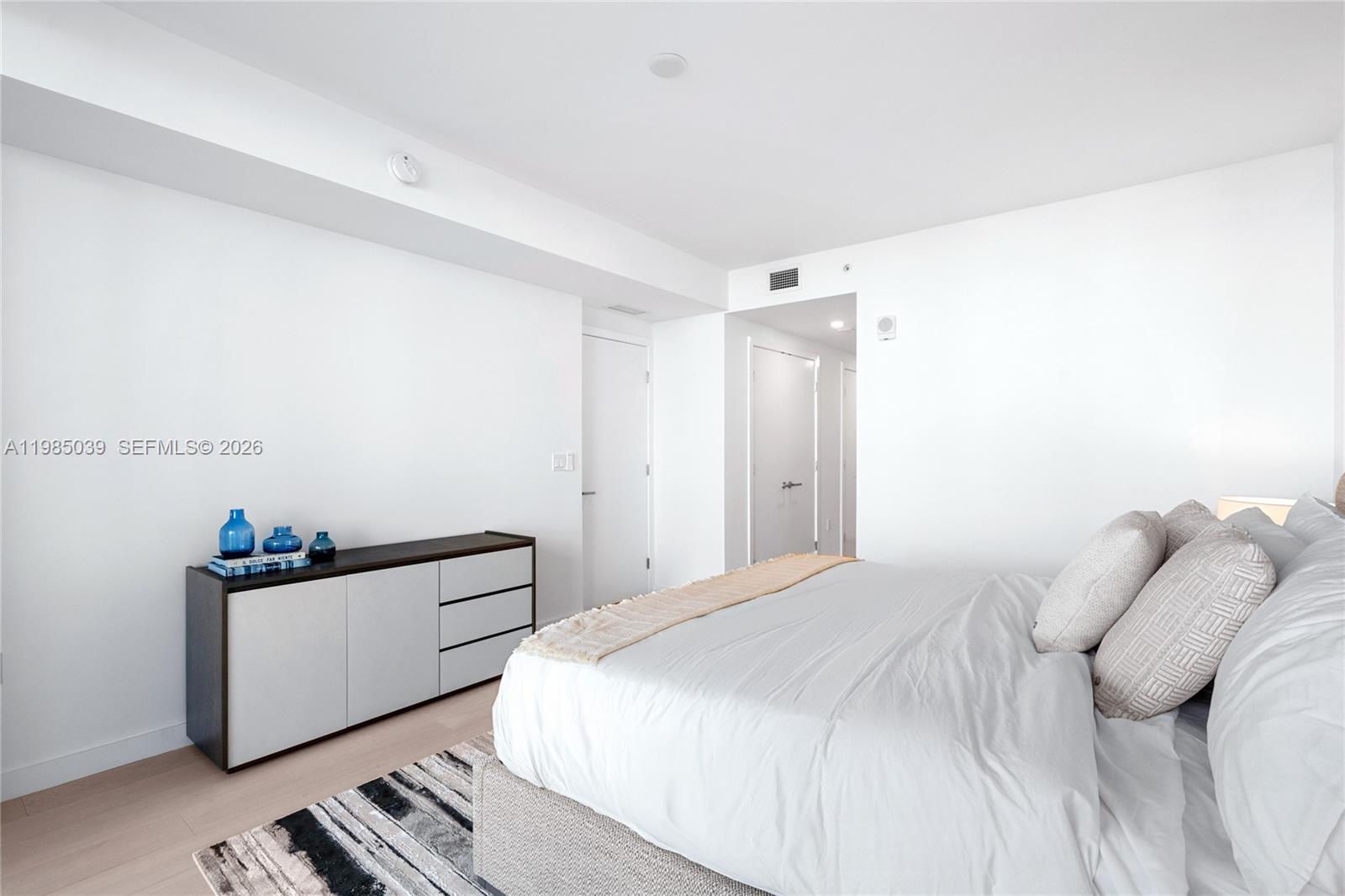 BAY HARBOR ISLAND - Residential Lease