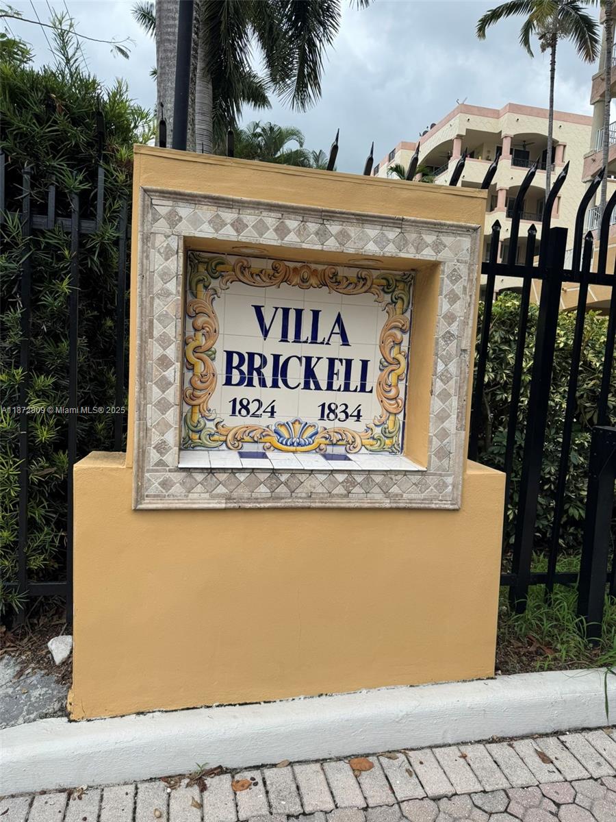 1824 Brickell Ave 4B