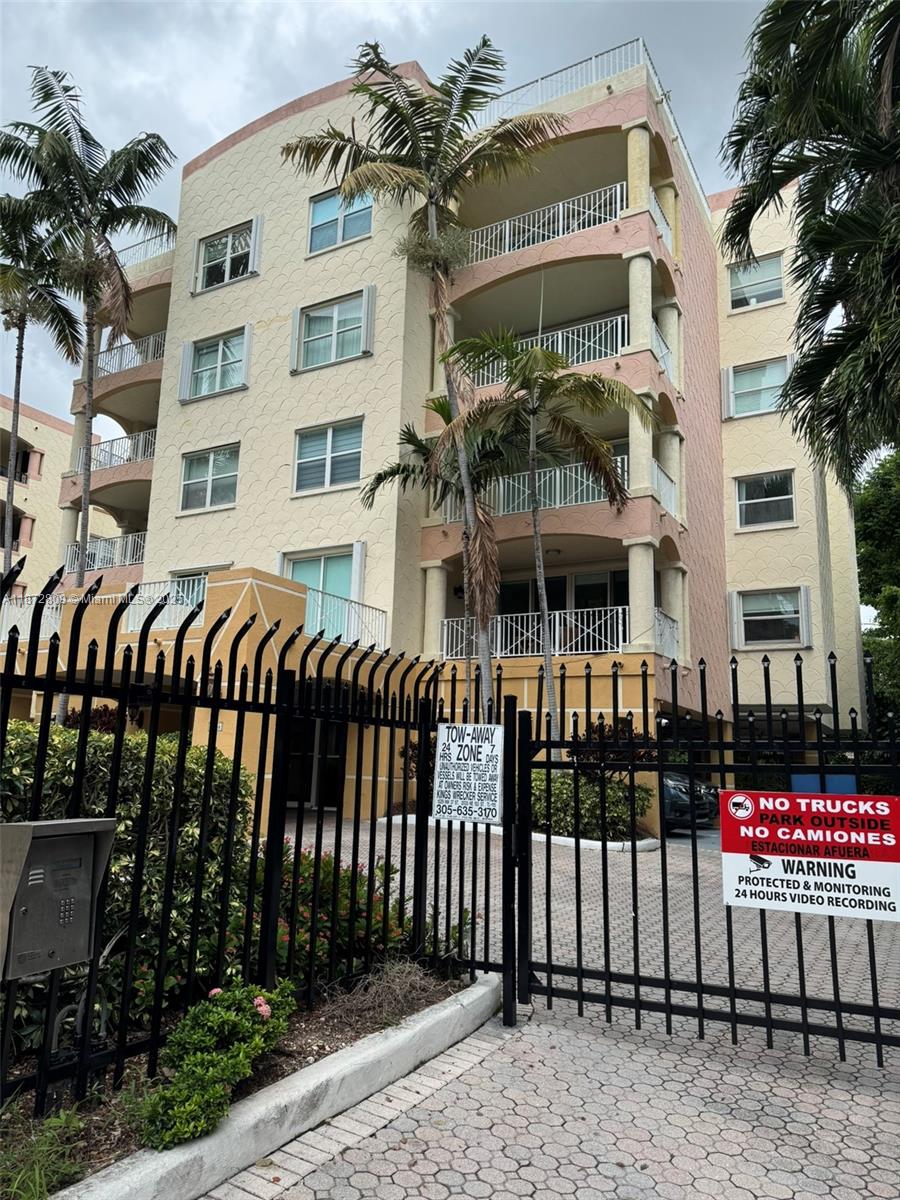 1824 Brickell Ave 4B