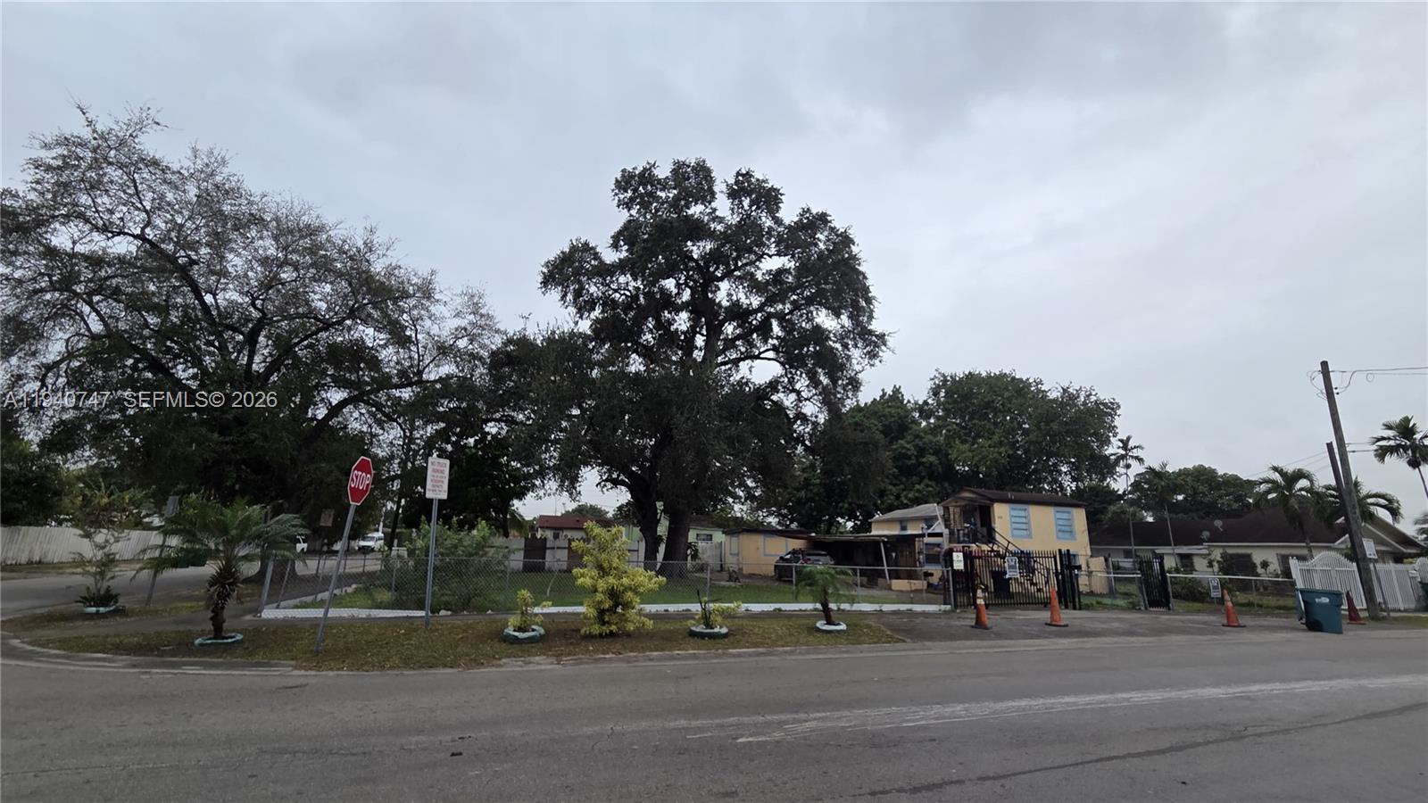 MELROSE HEIGHTS 3RD SEC - Residential