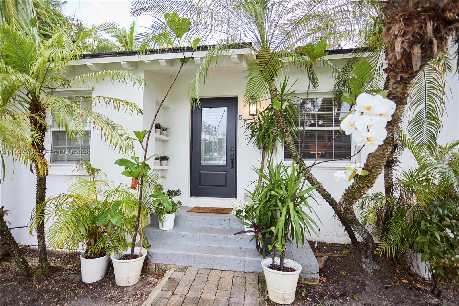 5755 Devonshire Blvd 5755