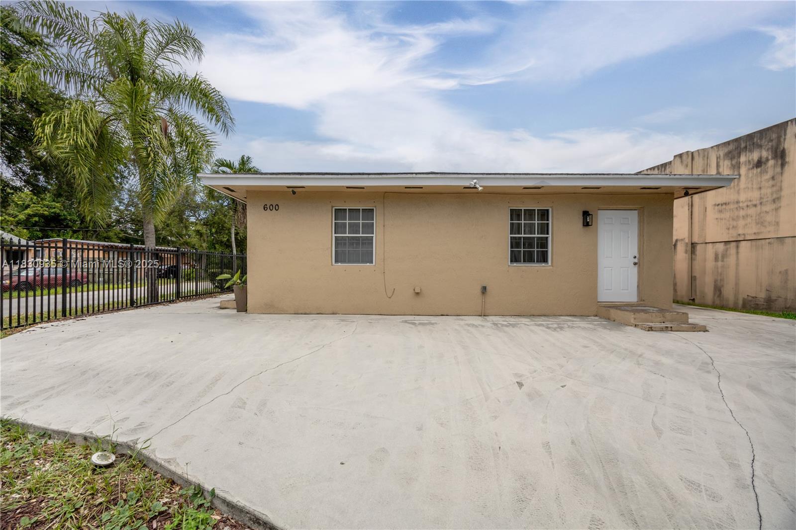 1ST ADDN TO PINEWOOD PARK - Residential