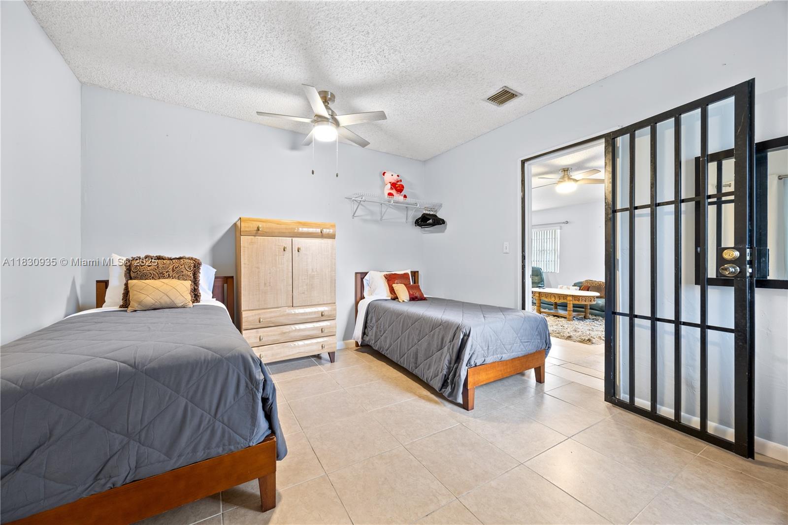 1ST ADDN TO PINEWOOD PARK - Residential