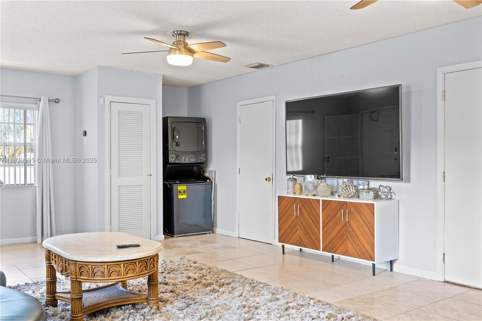 600 NW 99th St