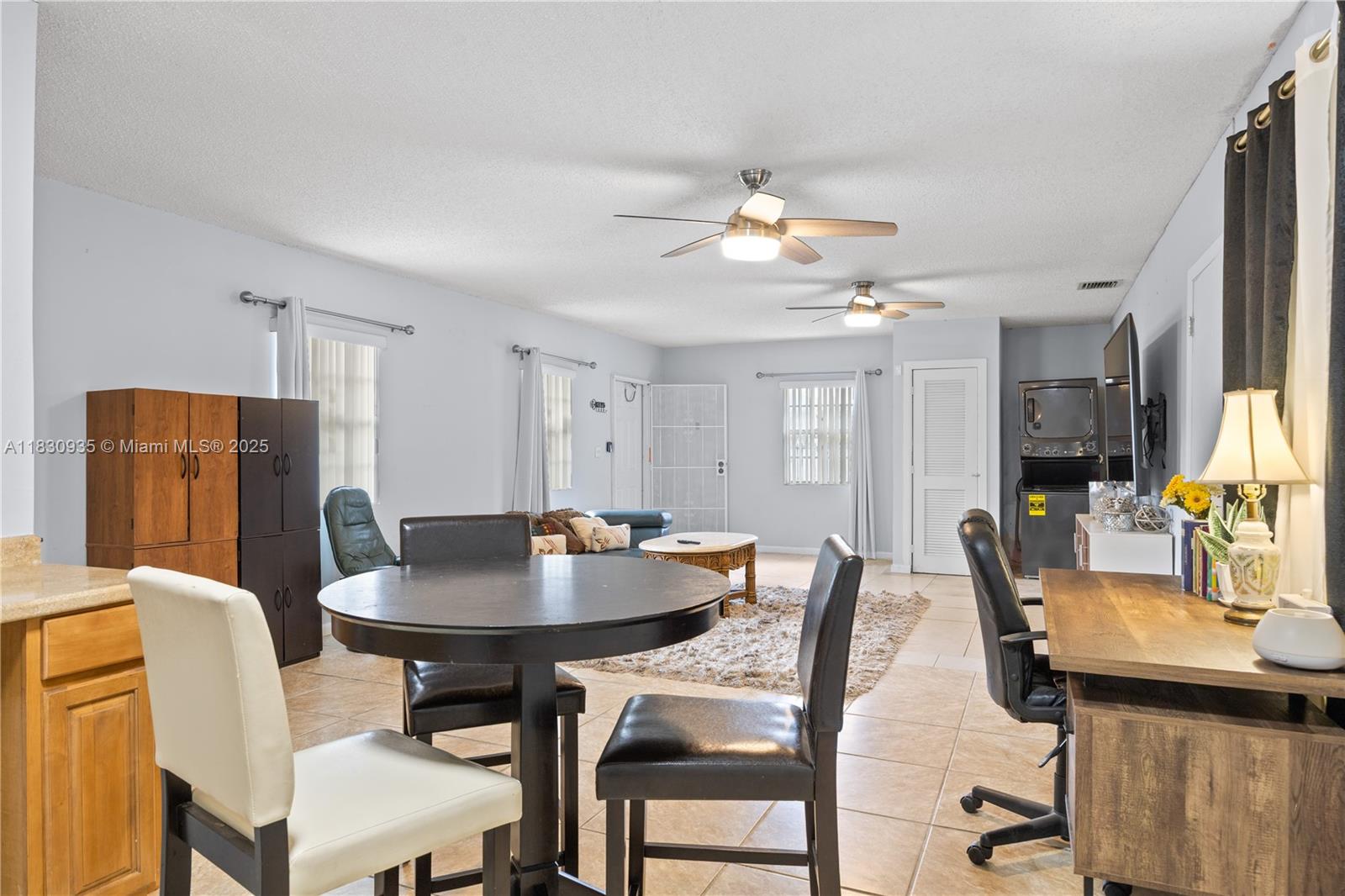 1ST ADDN TO PINEWOOD PARK - Residential