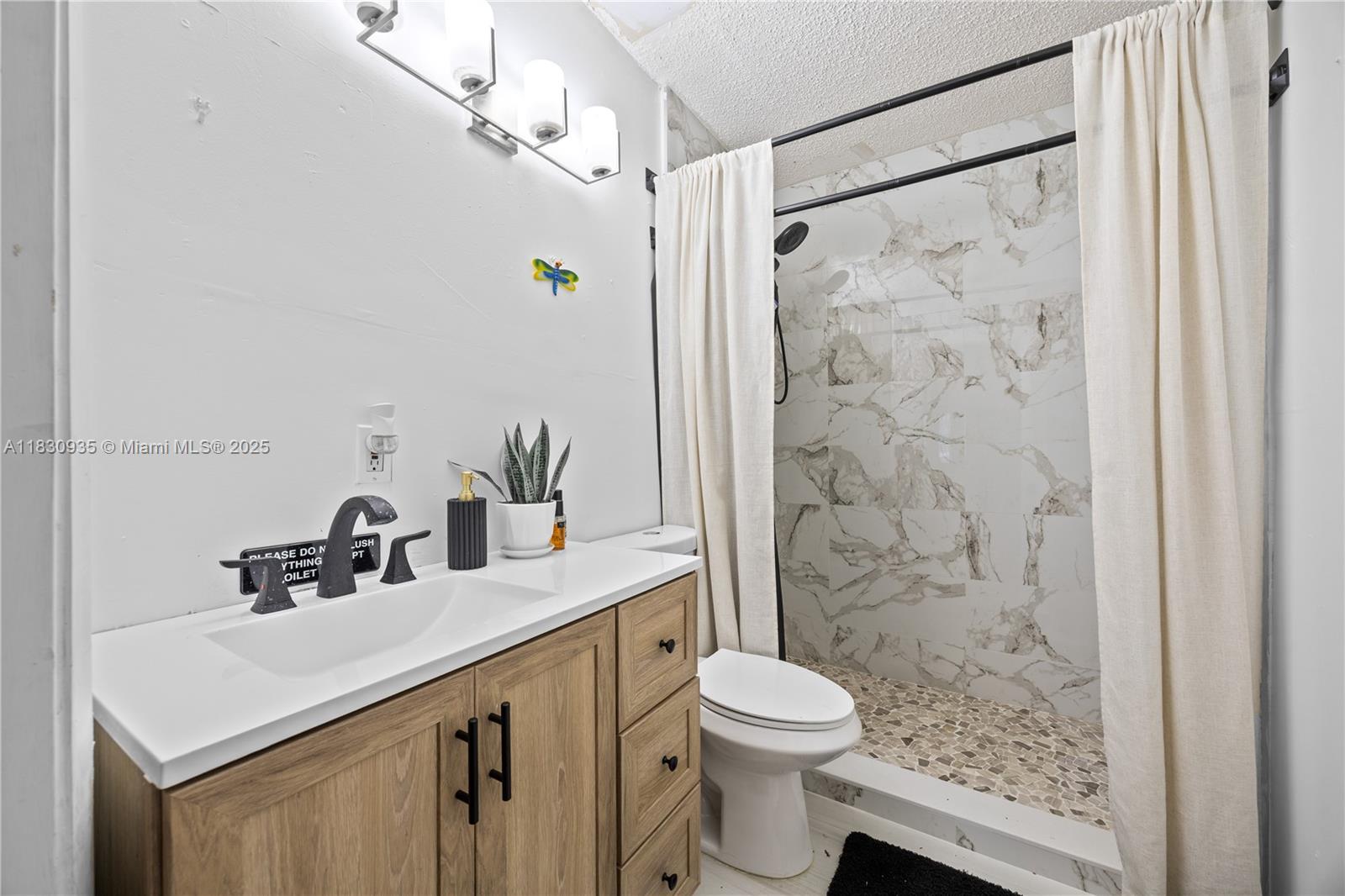 1ST ADDN TO PINEWOOD PARK - Residential