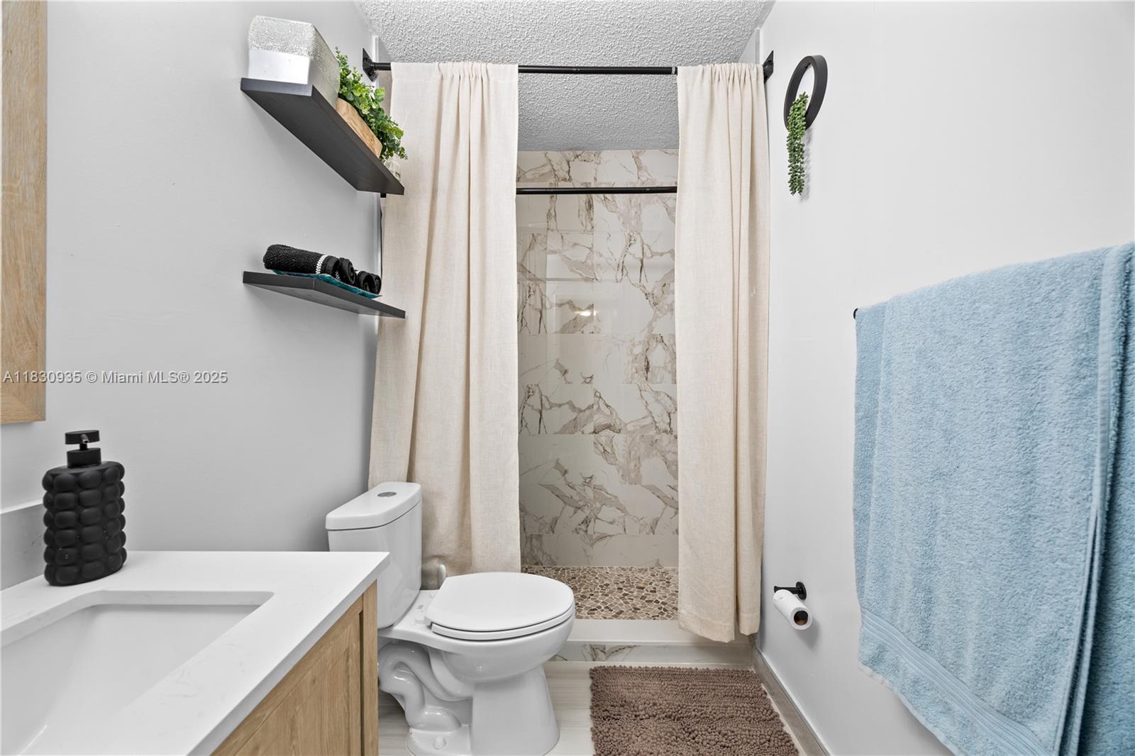 1ST ADDN TO PINEWOOD PARK - Residential