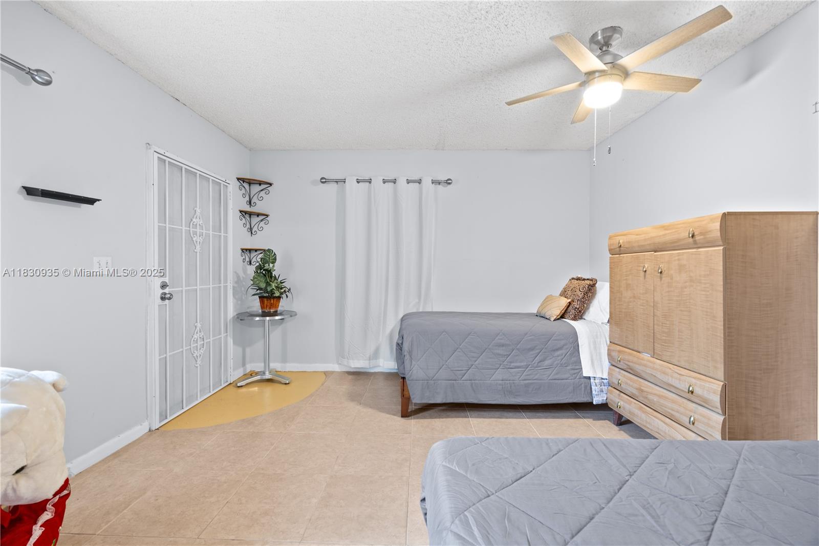 1ST ADDN TO PINEWOOD PARK - Residential