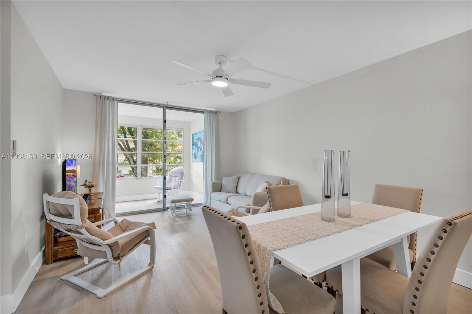 LIME BAY CONDOMINIUM 5 - Residential