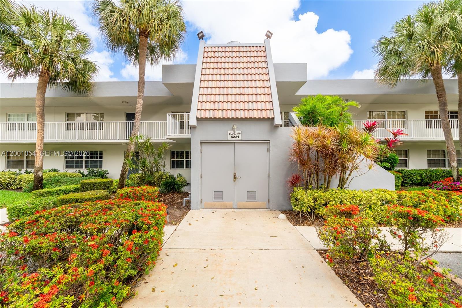 NO 14 PALM-AIRE COUNTRY C - Residential