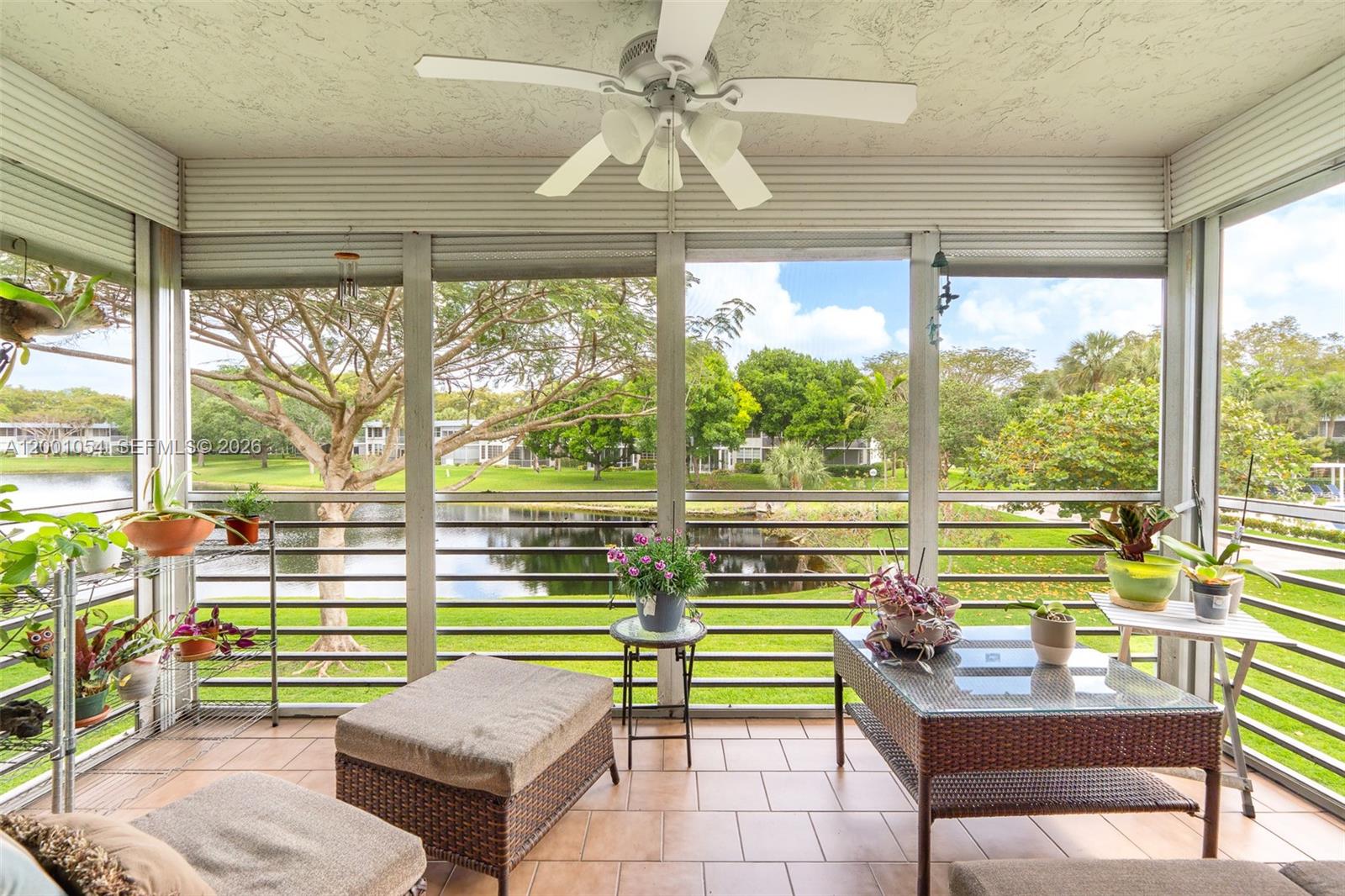 4221 W Palm Aire Dr 203