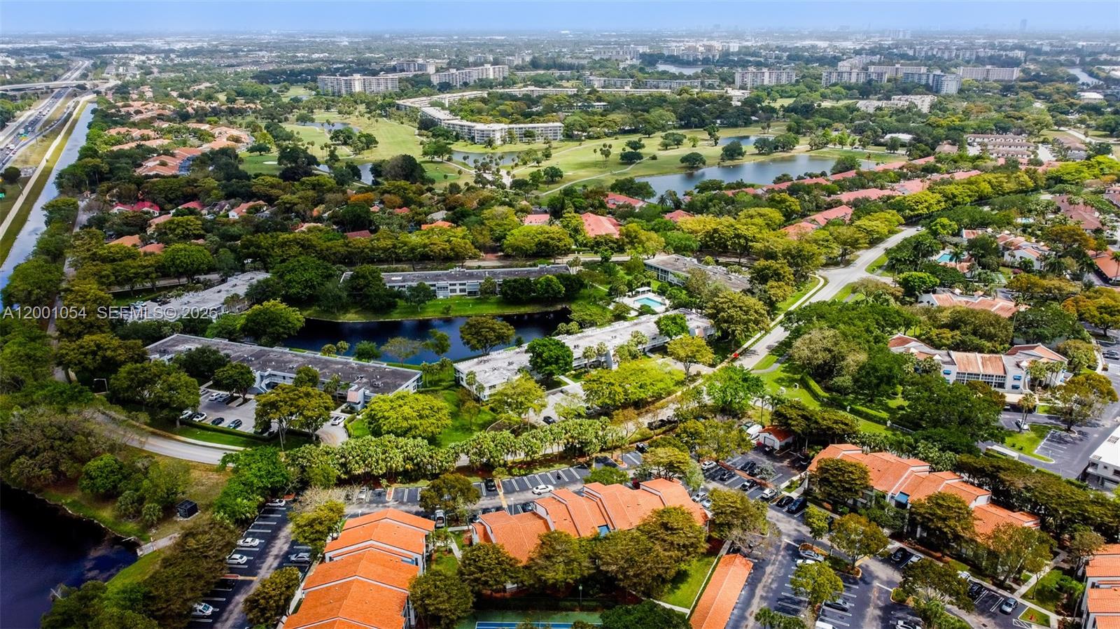 NO 14 PALM-AIRE COUNTRY C - Residential