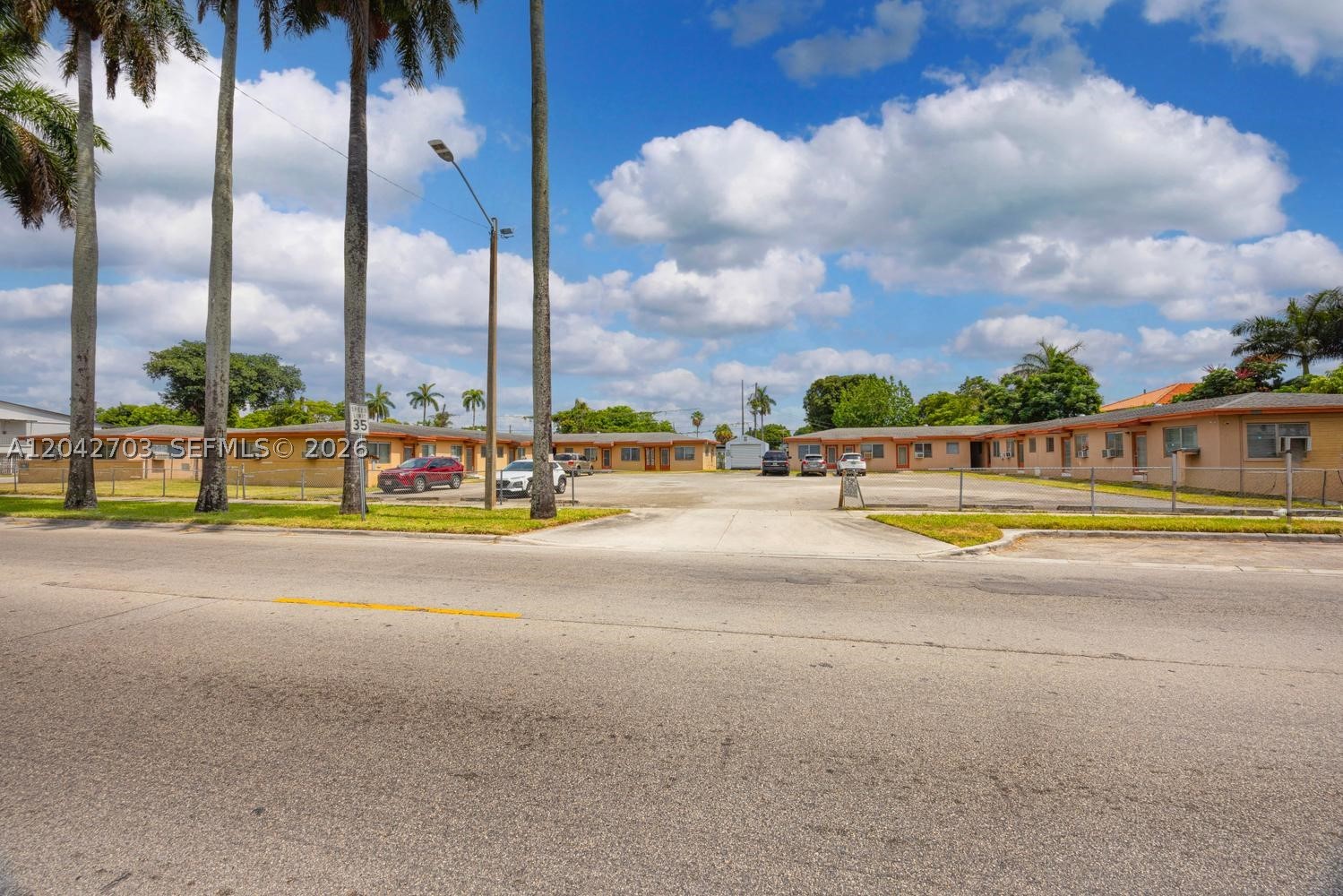 1915 NW 28th St