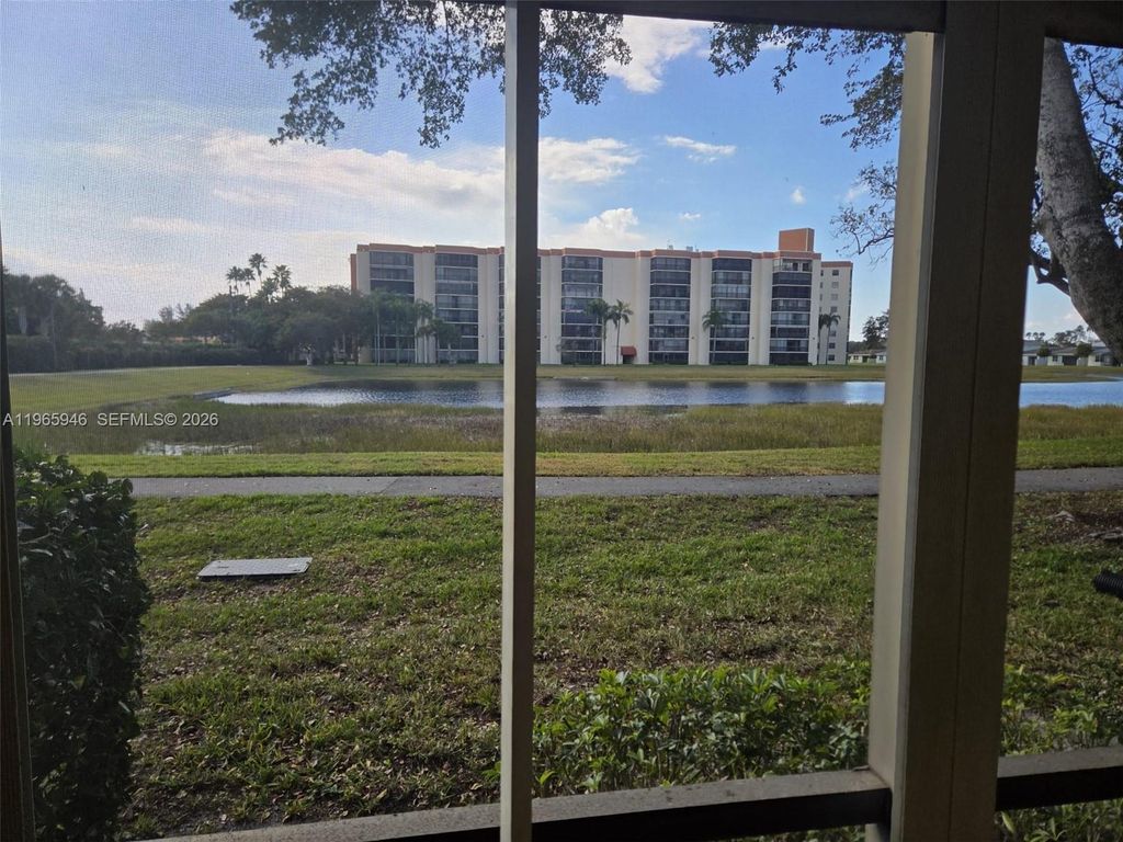 Photo of 6675 S Oriole Blvd #1040, Delray Beach, FL 33446 (MLS # A11965946)