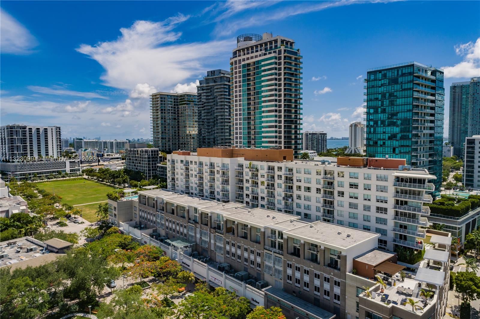MIDBLOCK MIAMI CONDO - Residential