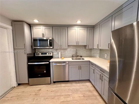2601 S Course Dr 206 Pompano Beach FL 33069