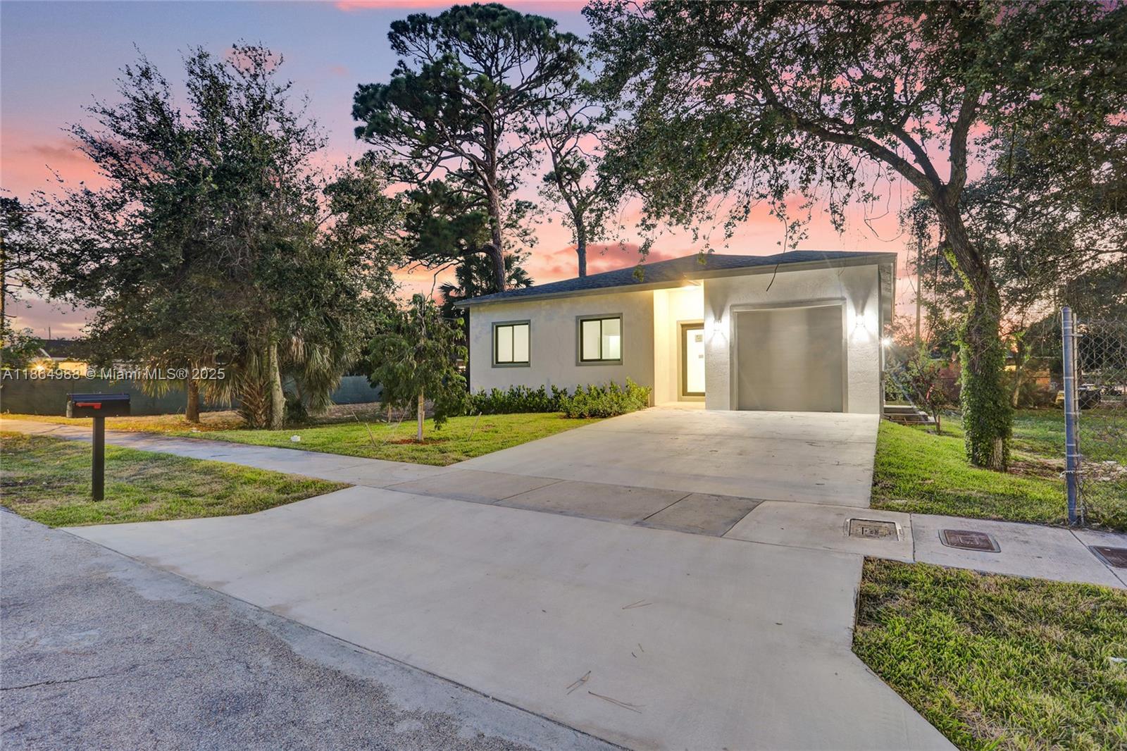 871 NW 27th Ter