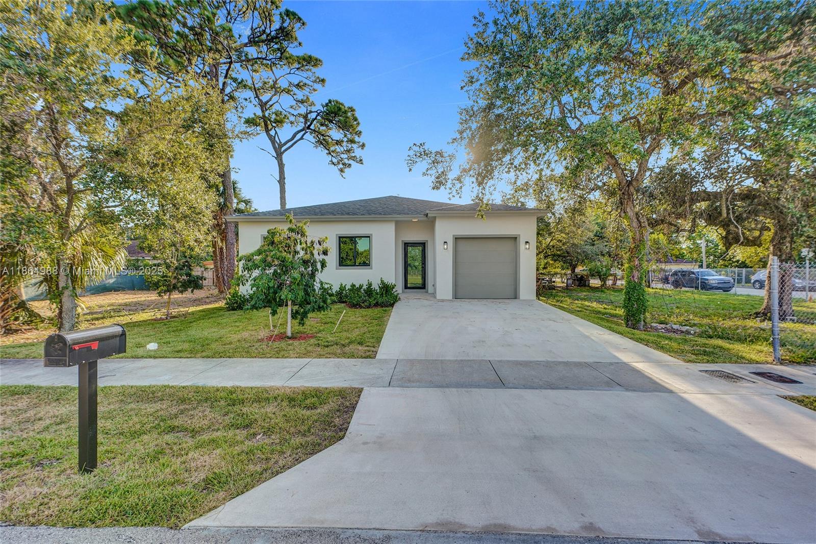 871 NW 27th Ter