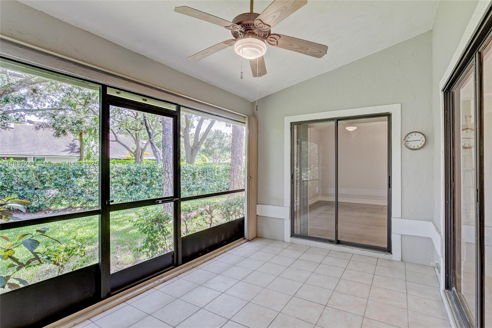 VILLAS OF GLENGARY - Residential Lease