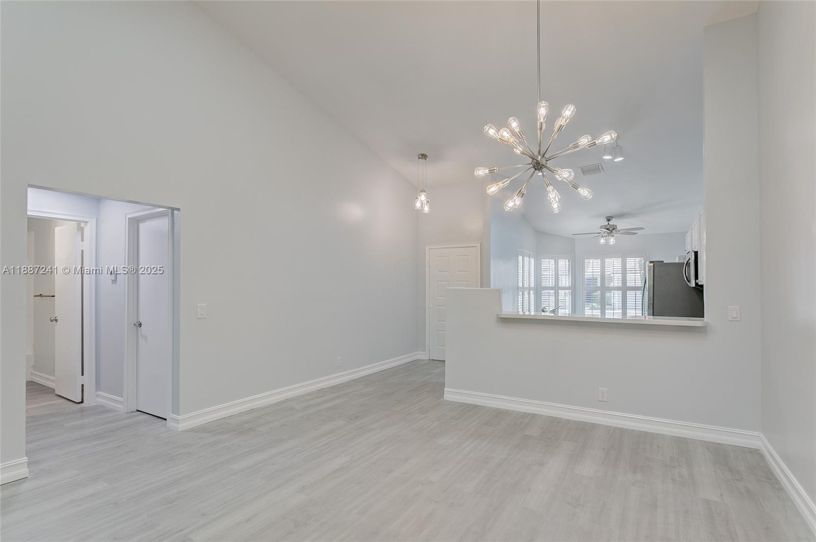 VILLAS OF GLENGARY - Residential Lease