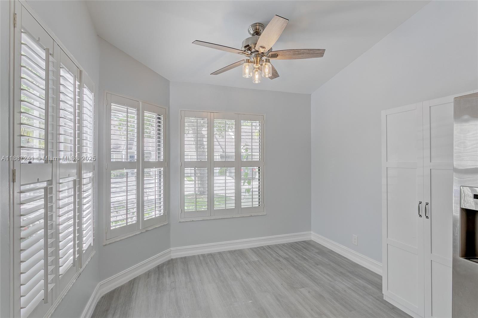 VILLAS OF GLENGARY - Residential Lease
