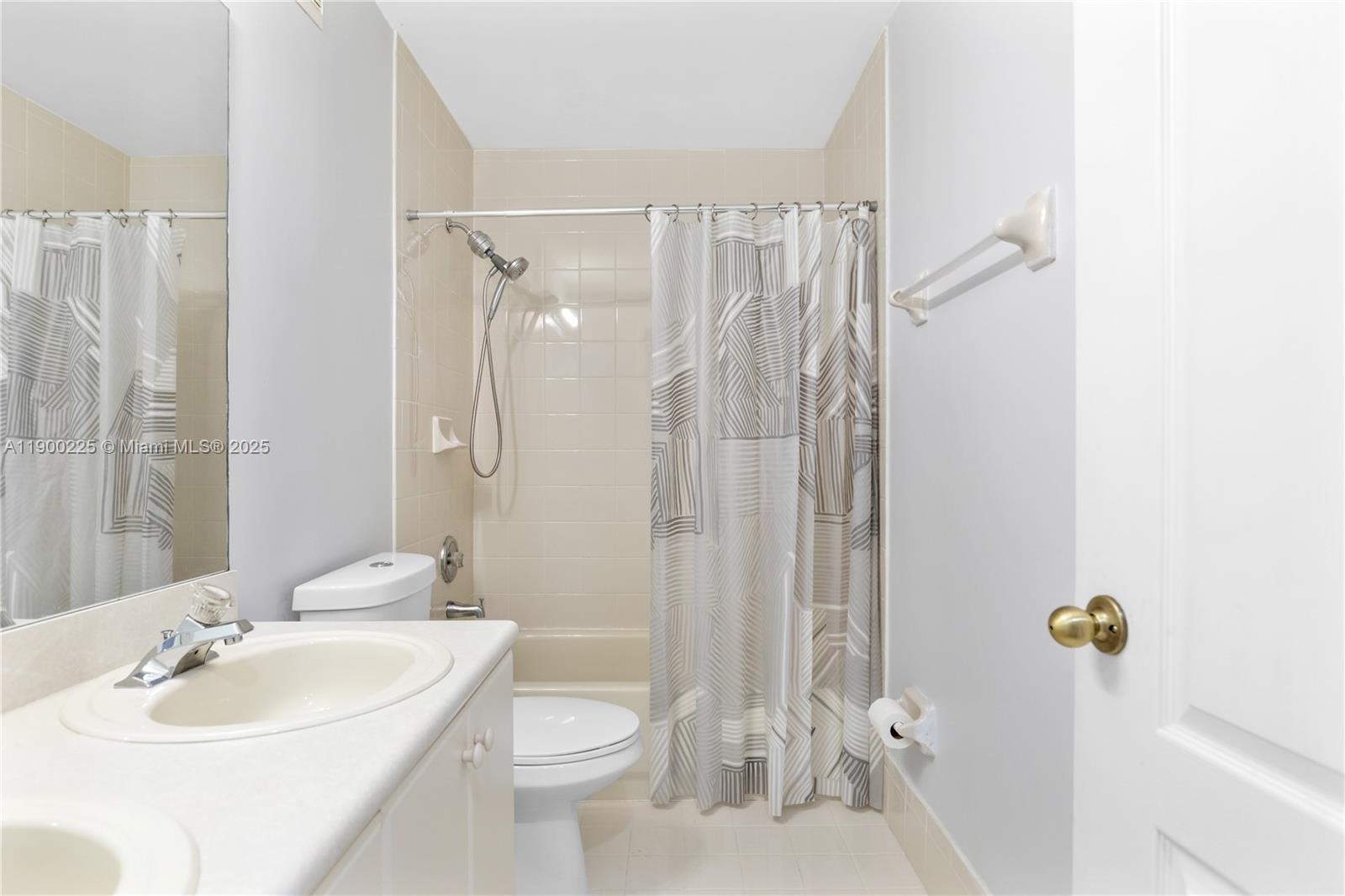 PARCEL I NAUTICA PLAT - Residential Lease