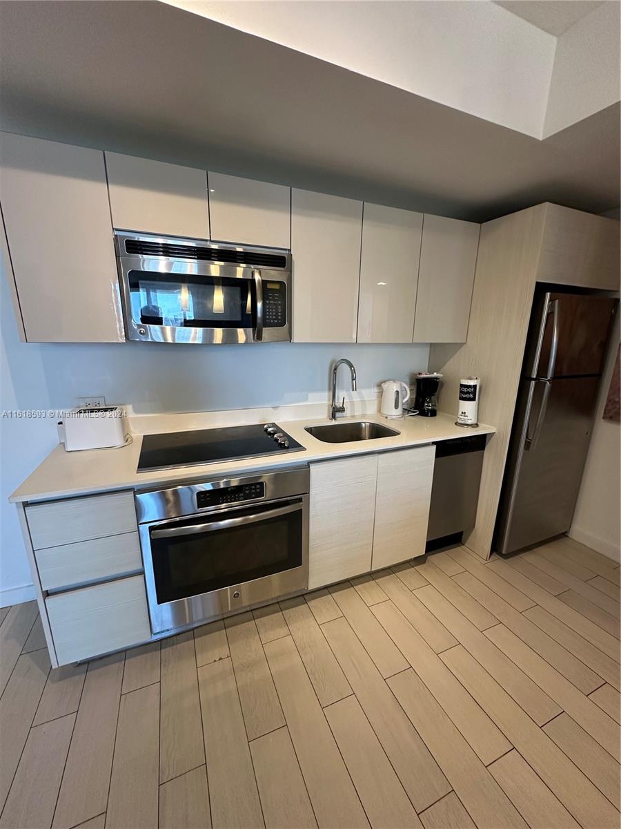 BEACHWALK CONDOMINIUM - Residential