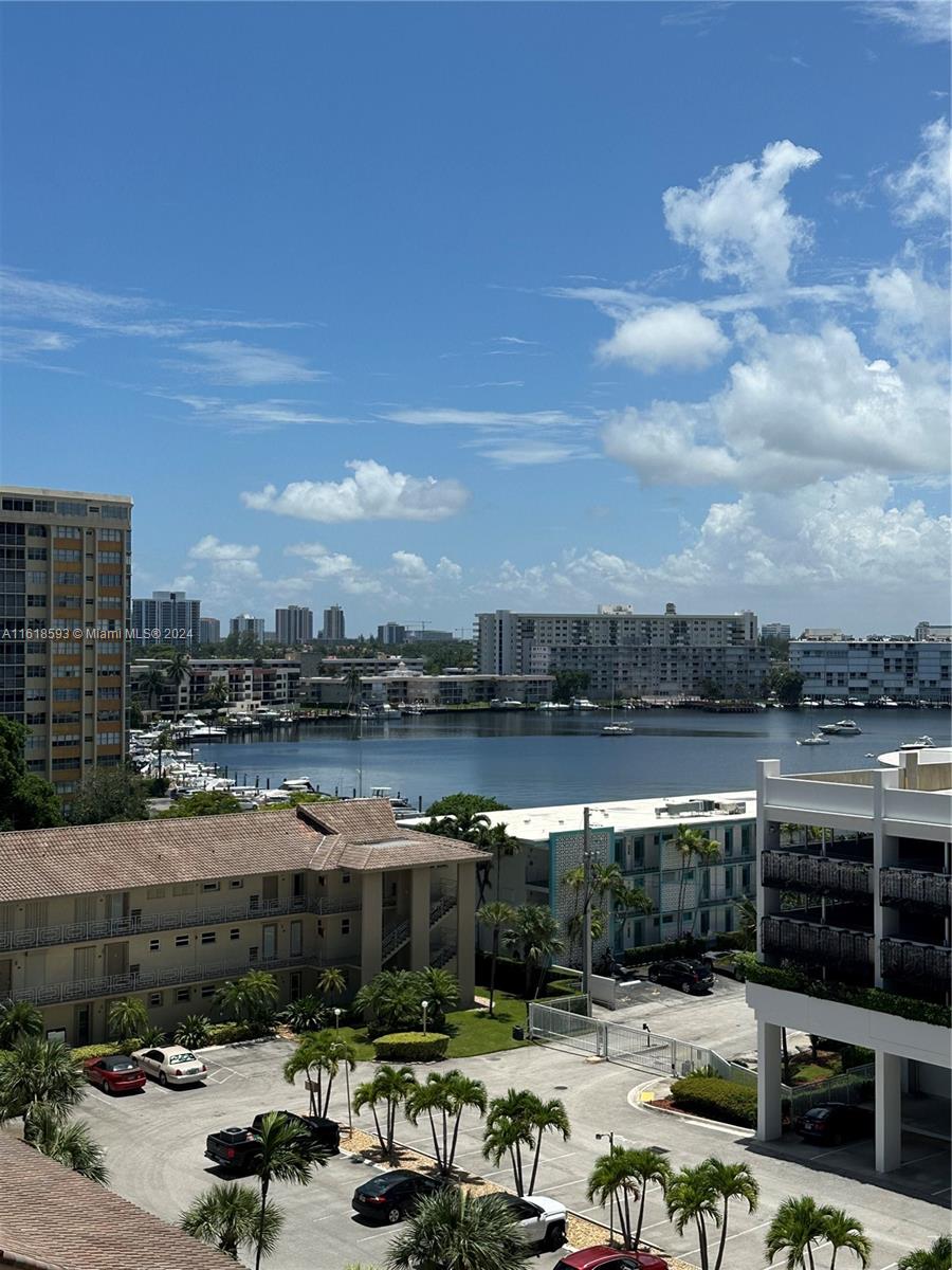 BEACHWALK CONDOMINIUM - Residential