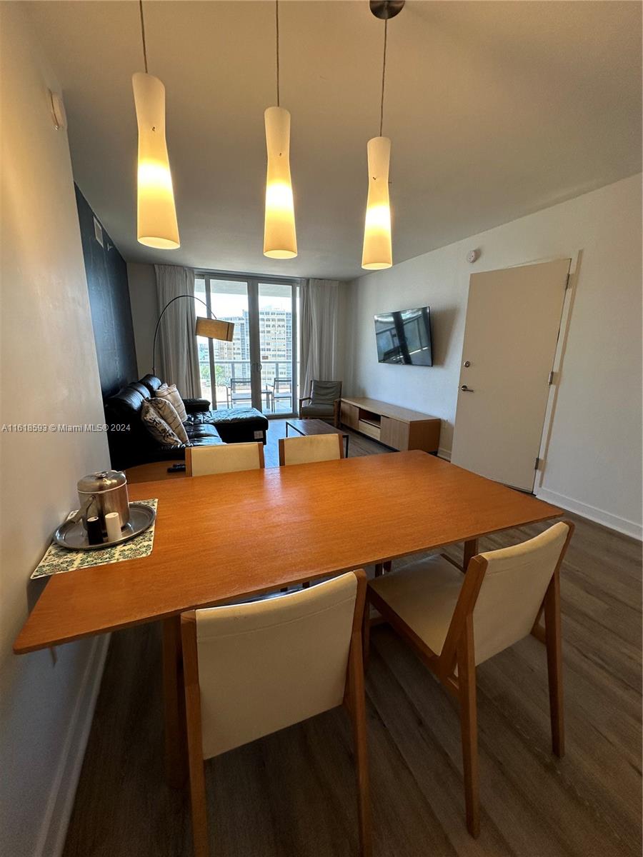 BEACHWALK CONDOMINIUM - Residential