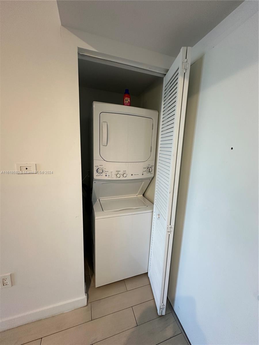 BEACHWALK CONDOMINIUM - Residential