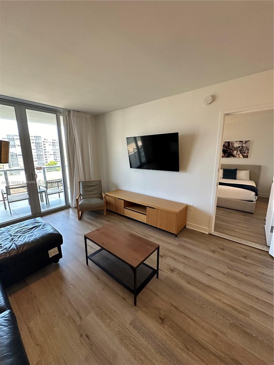 BEACHWALK CONDOMINIUM - Residential