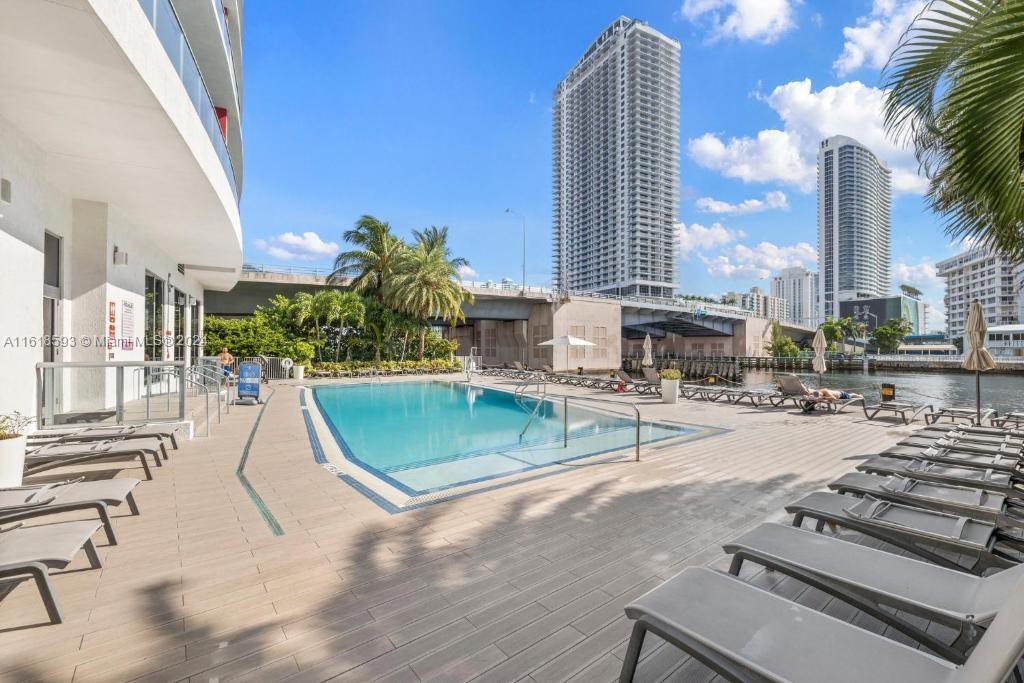 BEACHWALK CONDOMINIUM - Residential