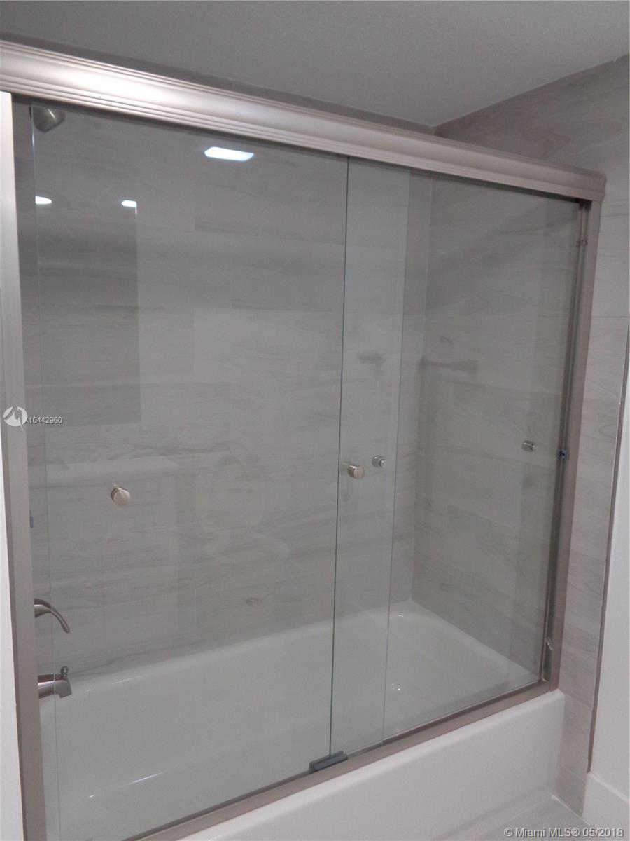 FLORIDA OCEAN CLUB CONDO - Residential Lease